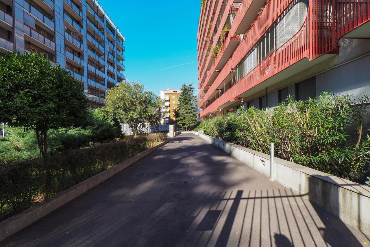 Primopiano - Ressi Apartment Milan Luaran gambar